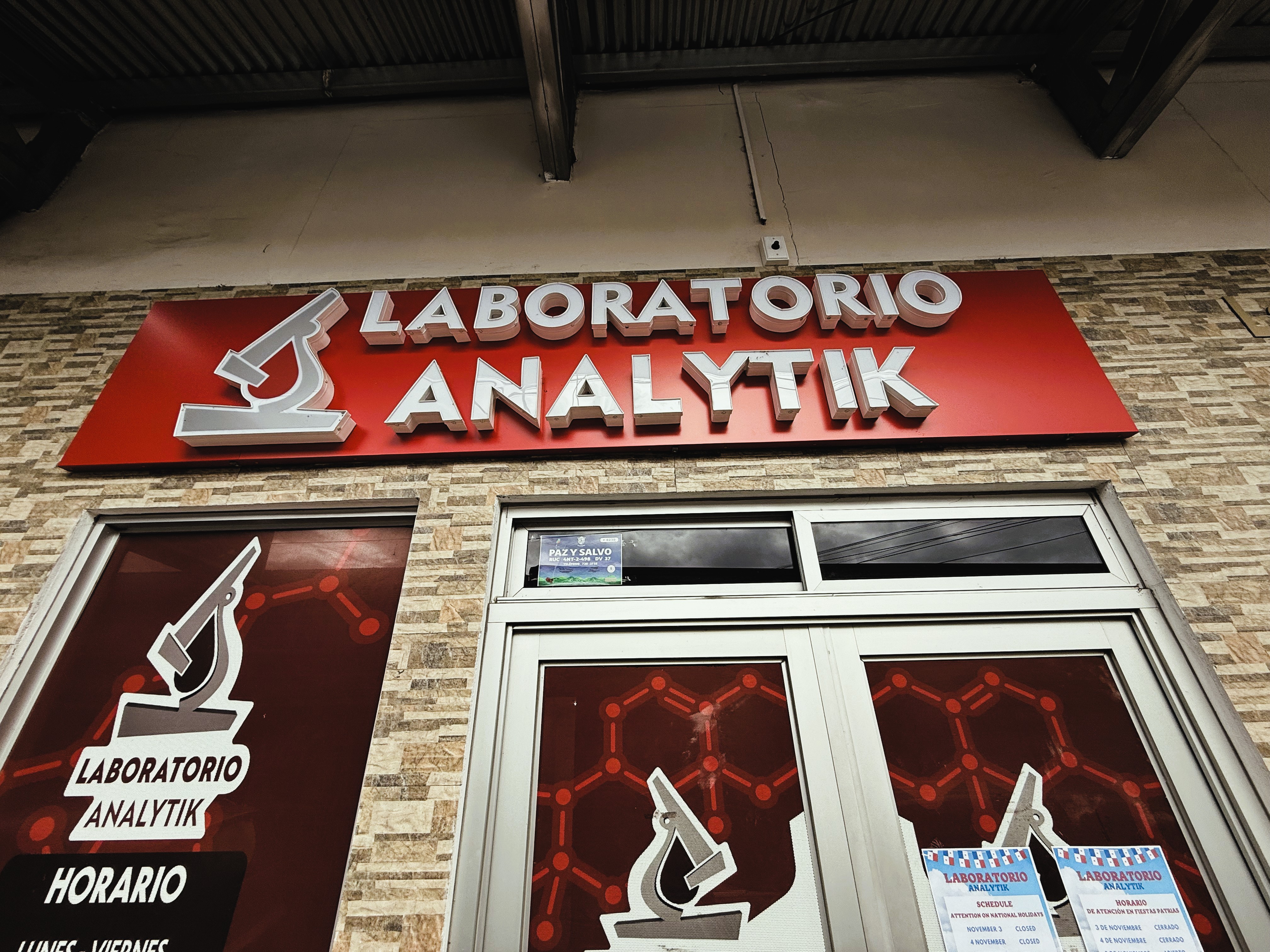 Laboratorio Clínico Analytik xxx